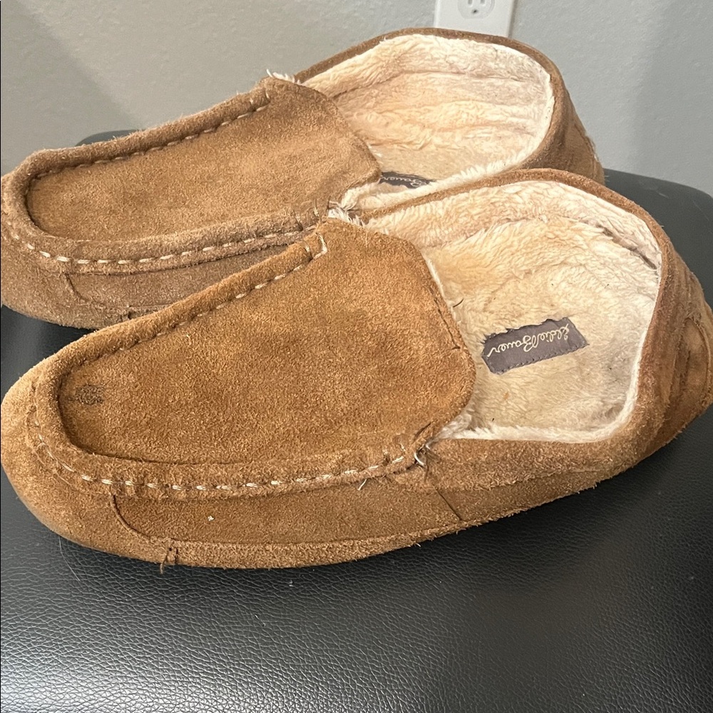 Eddie Bauer Tan Suede Men's slippers
